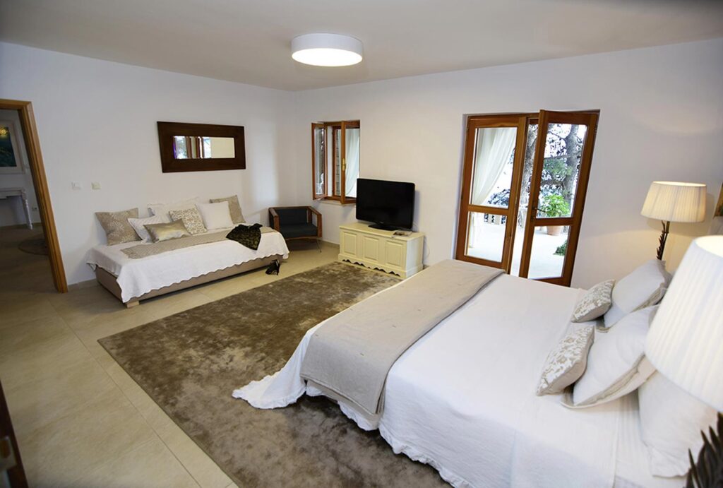 Villa Oceanfront, Sumartin Bay, Brac Island (18)