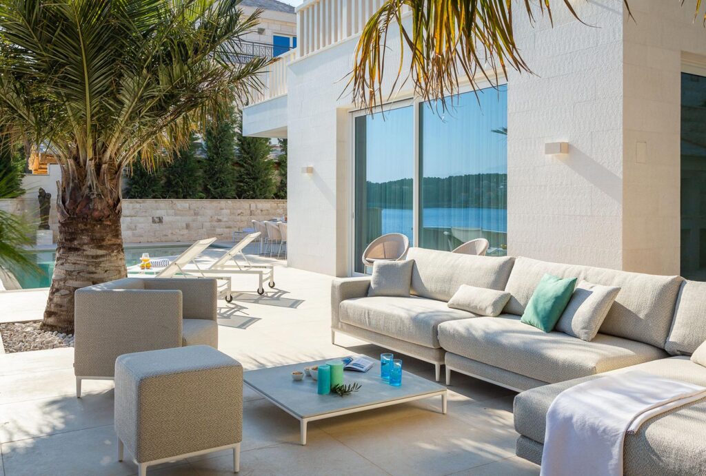 Villa More, Sumartin Bay, Brac Island (16)